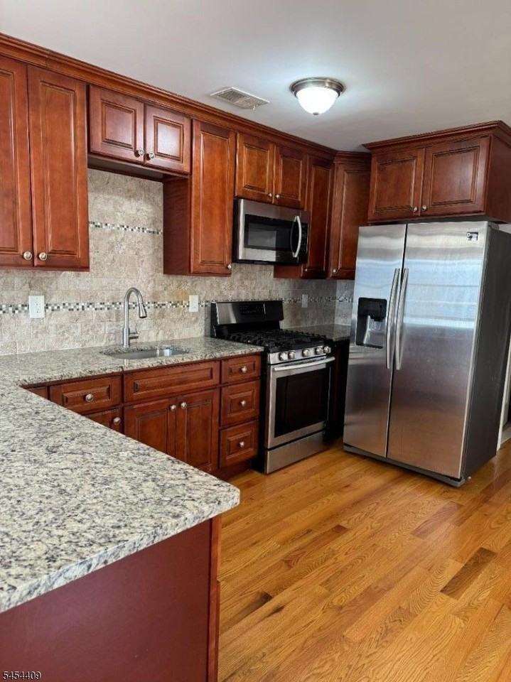 82 Oraton St - Photo 7 of 7