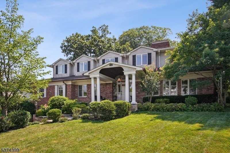 120 Silver Spring Rd - Photo 2 of 38