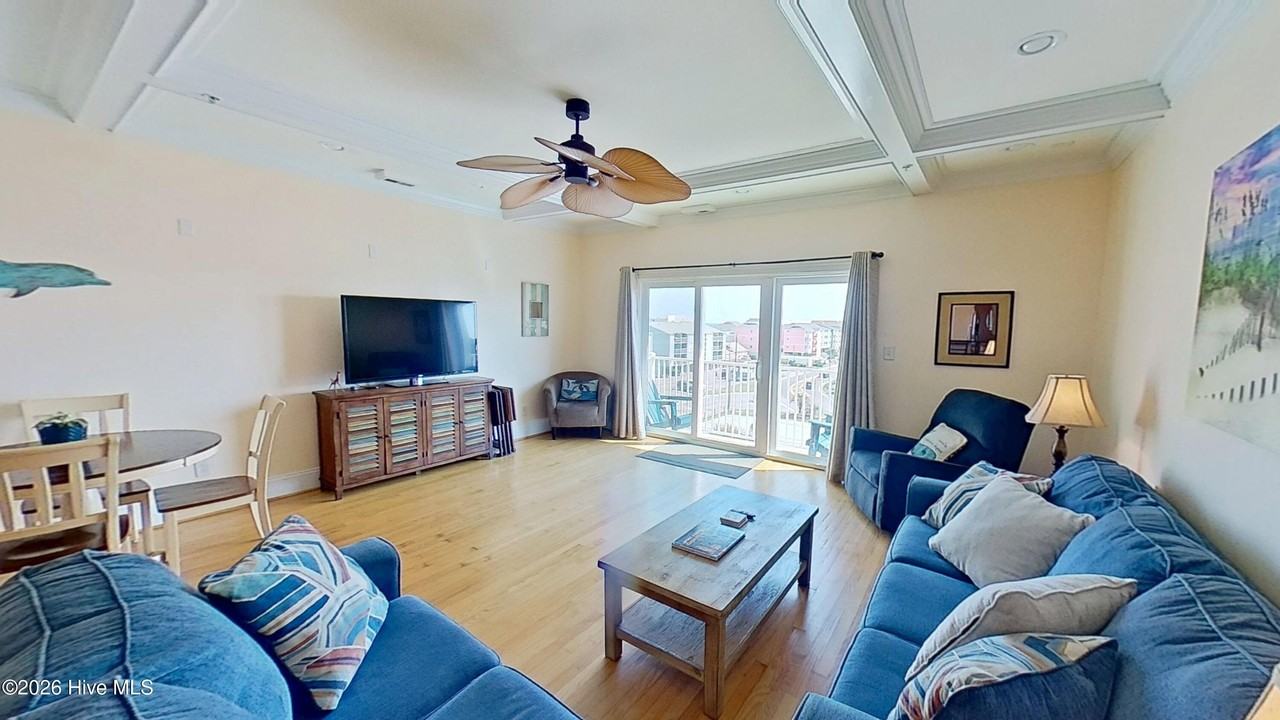 307 Lake Park Blvd S #202 - Photo 2 of 33