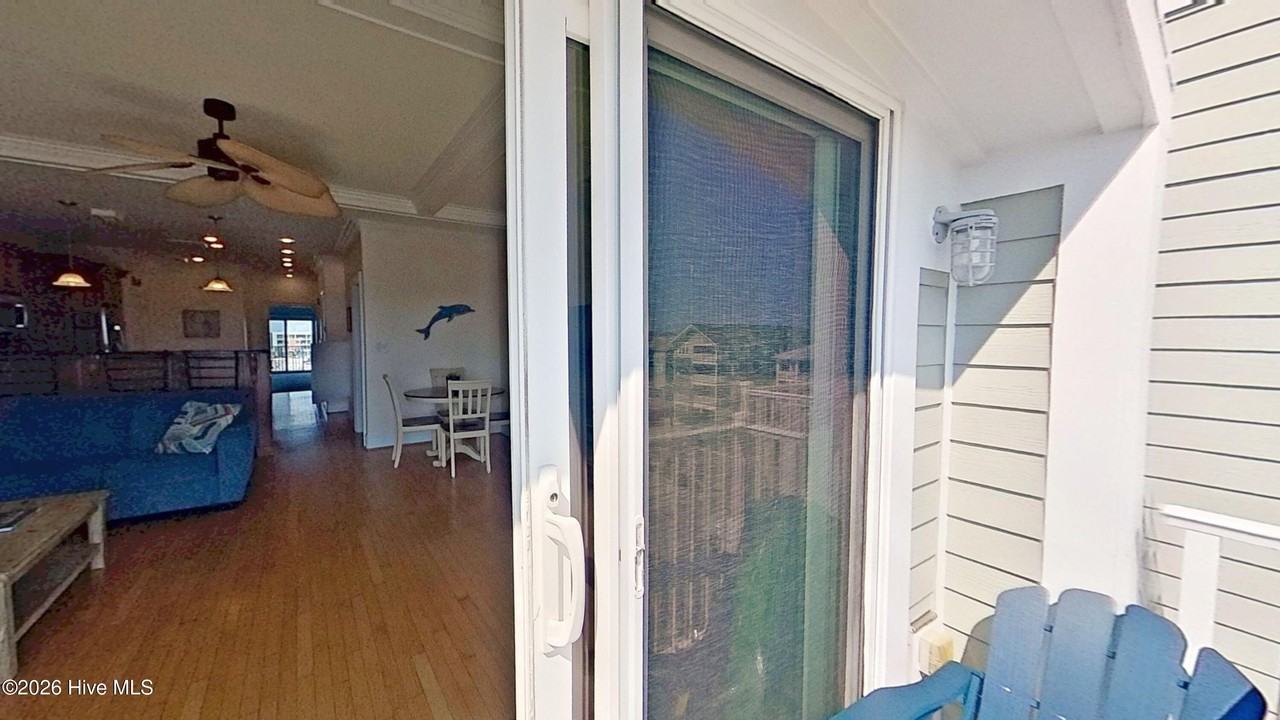 307 Lake Park Blvd S #202 - Photo 5 of 33