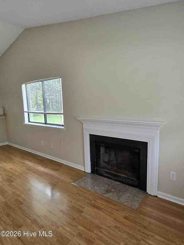 1930 Countrywood Blvd - Photo 5 of 22