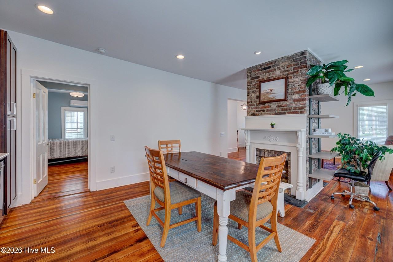 414 Orange St #A - Photo 6 of 11