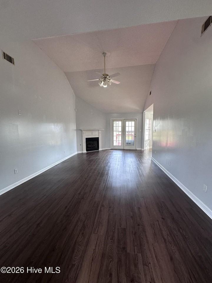 2606 Clarkston Ct - Photo 2 of 39