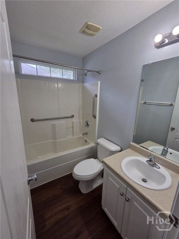 174 Aquinnah Drive - Photo 4 of 18