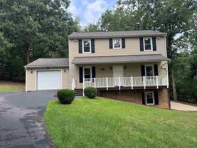 250 Bobcat Ln - Photo 1 of 1