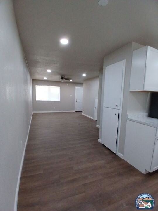 305 N Lake Ave #1 - Photo 3 of 13