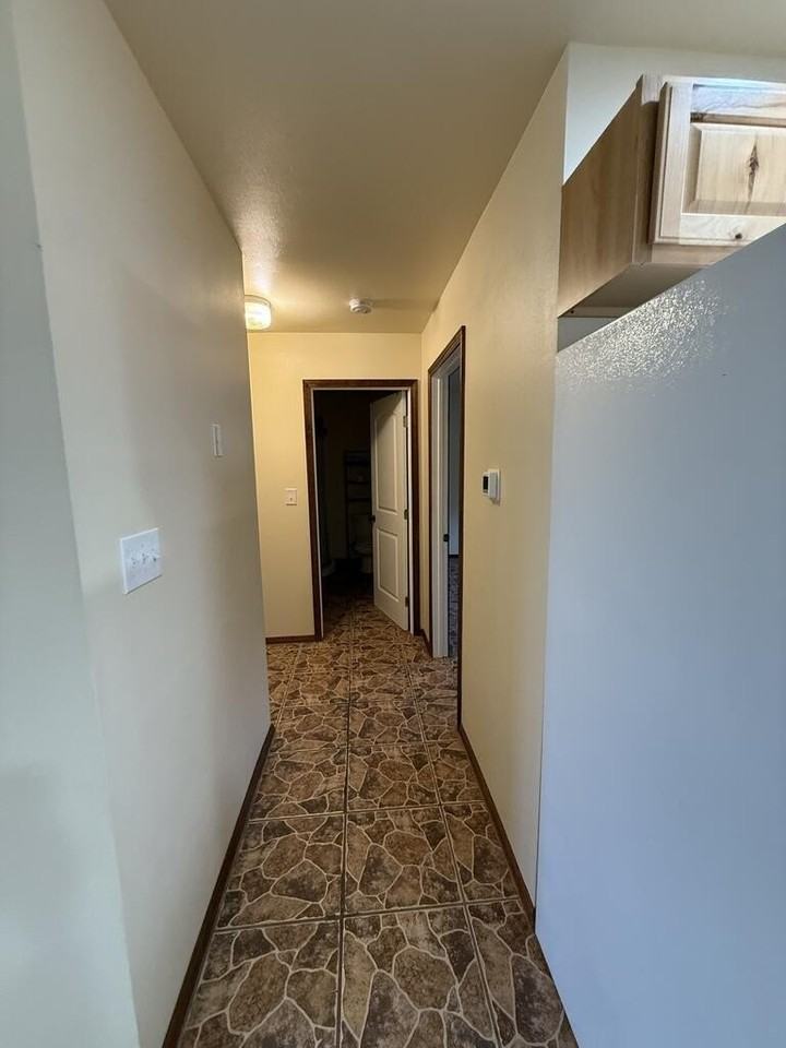 1441 Hidden Acres Rd - Photo 7 of 18