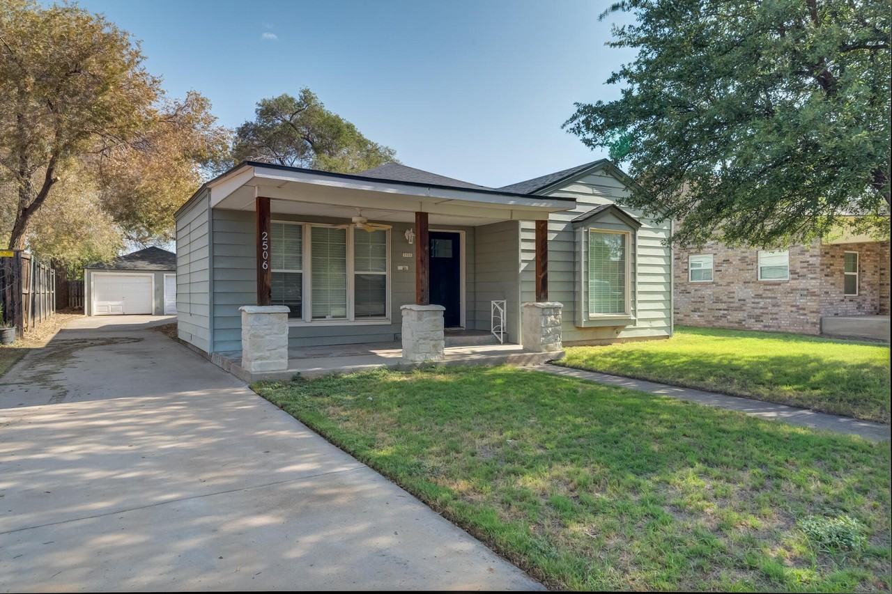 2506 24th St - Photo 2 of 37