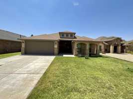 featured image of 9806 Valencia Ave