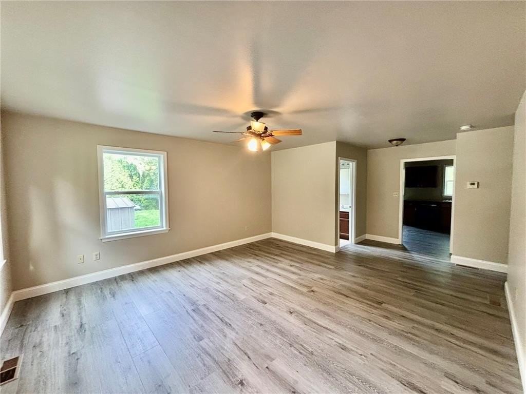 114 Frog Hollow Ln - Photo 3 of 9
