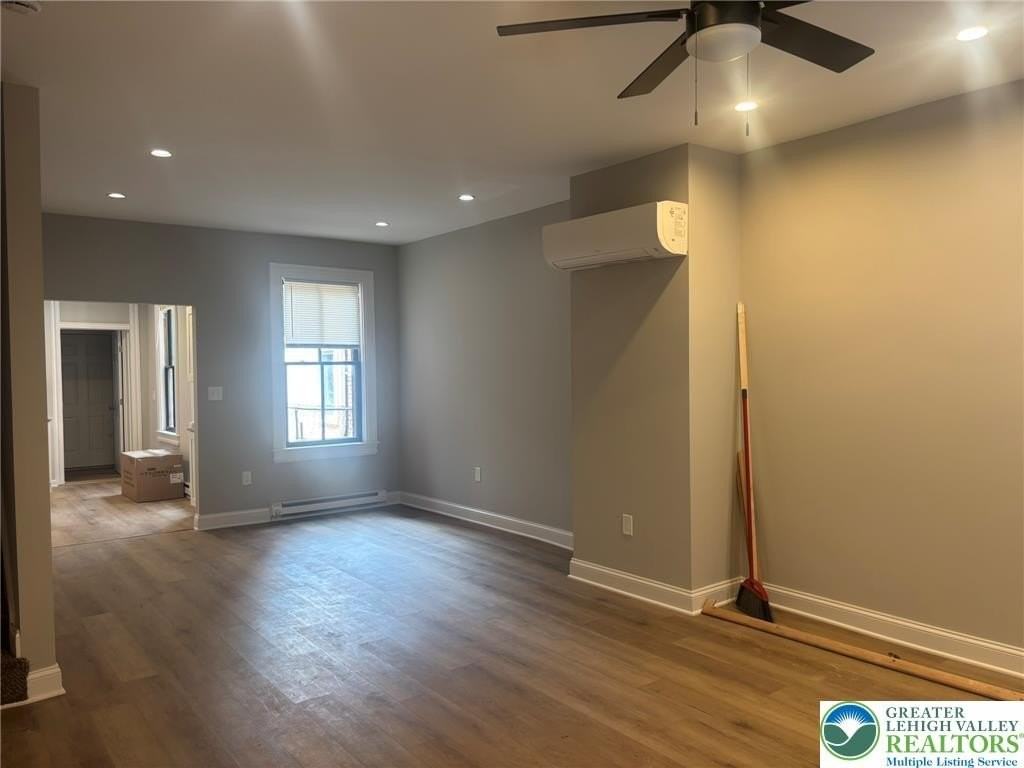 141 S 6th St - Photo 4 of 26