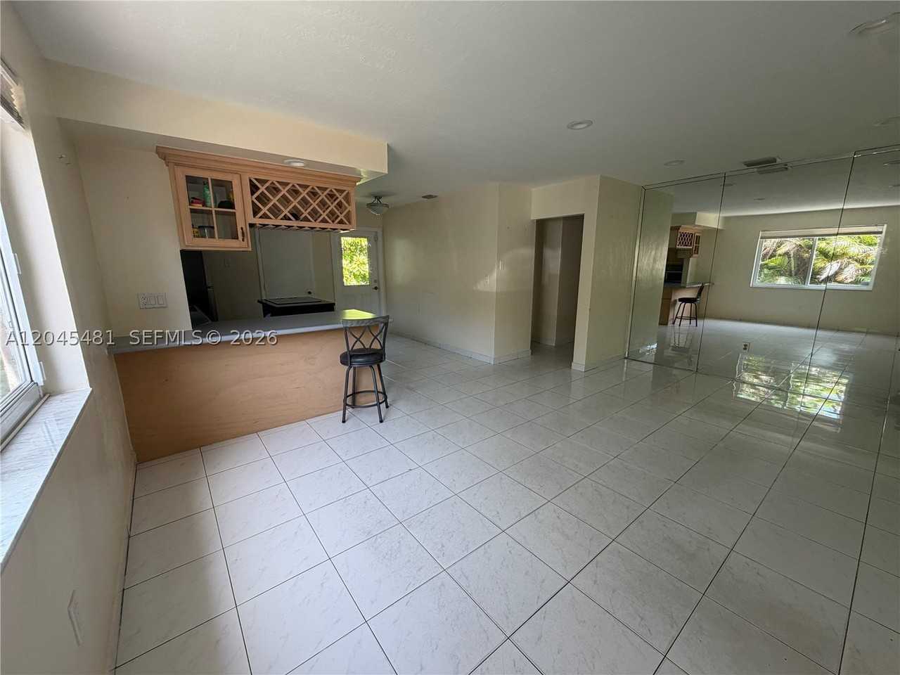 2862 Sw 38th Ave #BACK - Photo 5 of 19