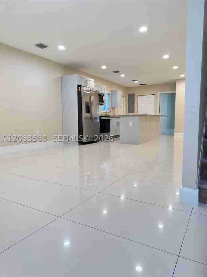 1770 Nw 55th St #1 - Photo 7 of 31