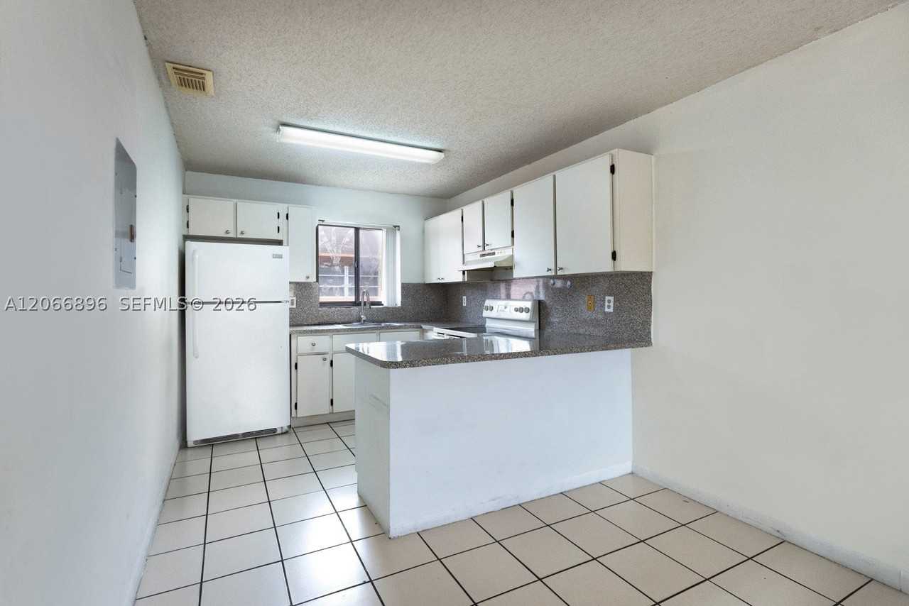 6305 W 22nd Ct #203 - Photo 3 of 15