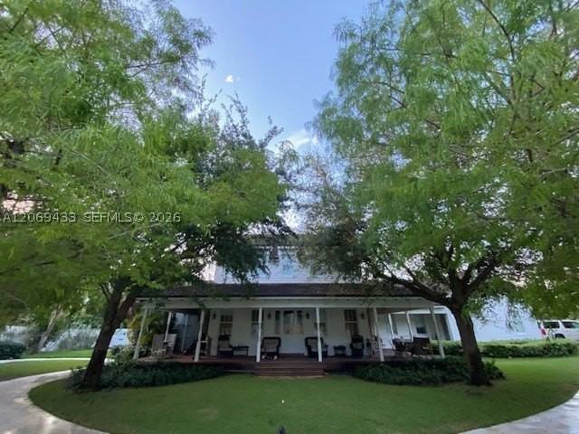 180 Ocean Blvd - Photo 3 of 15