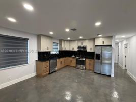 featured image of 17 Sw 6th Ave #17