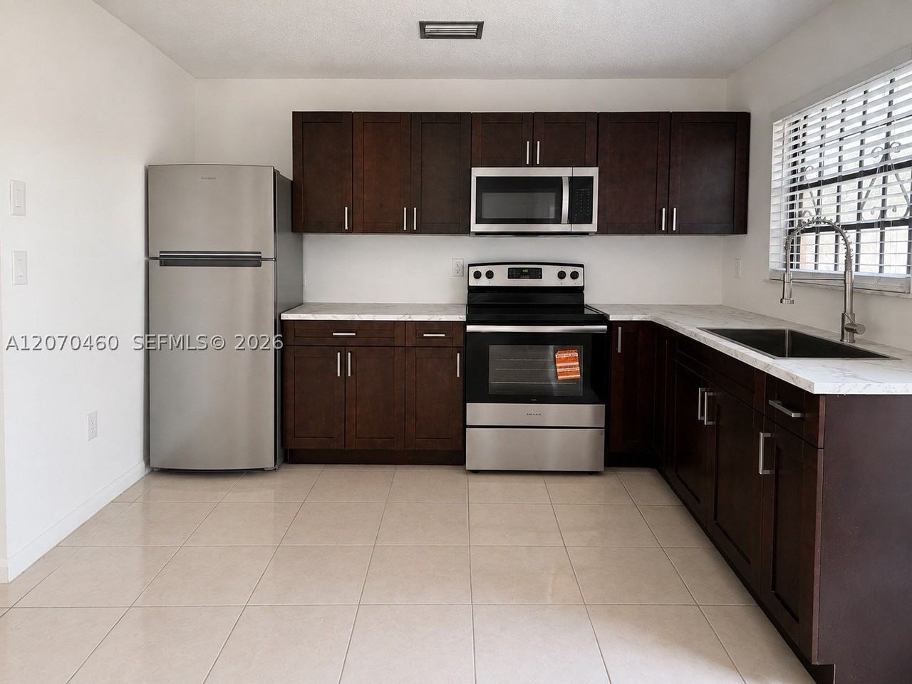 2484 Nw 101st St #2484 - Photo 2 of 12