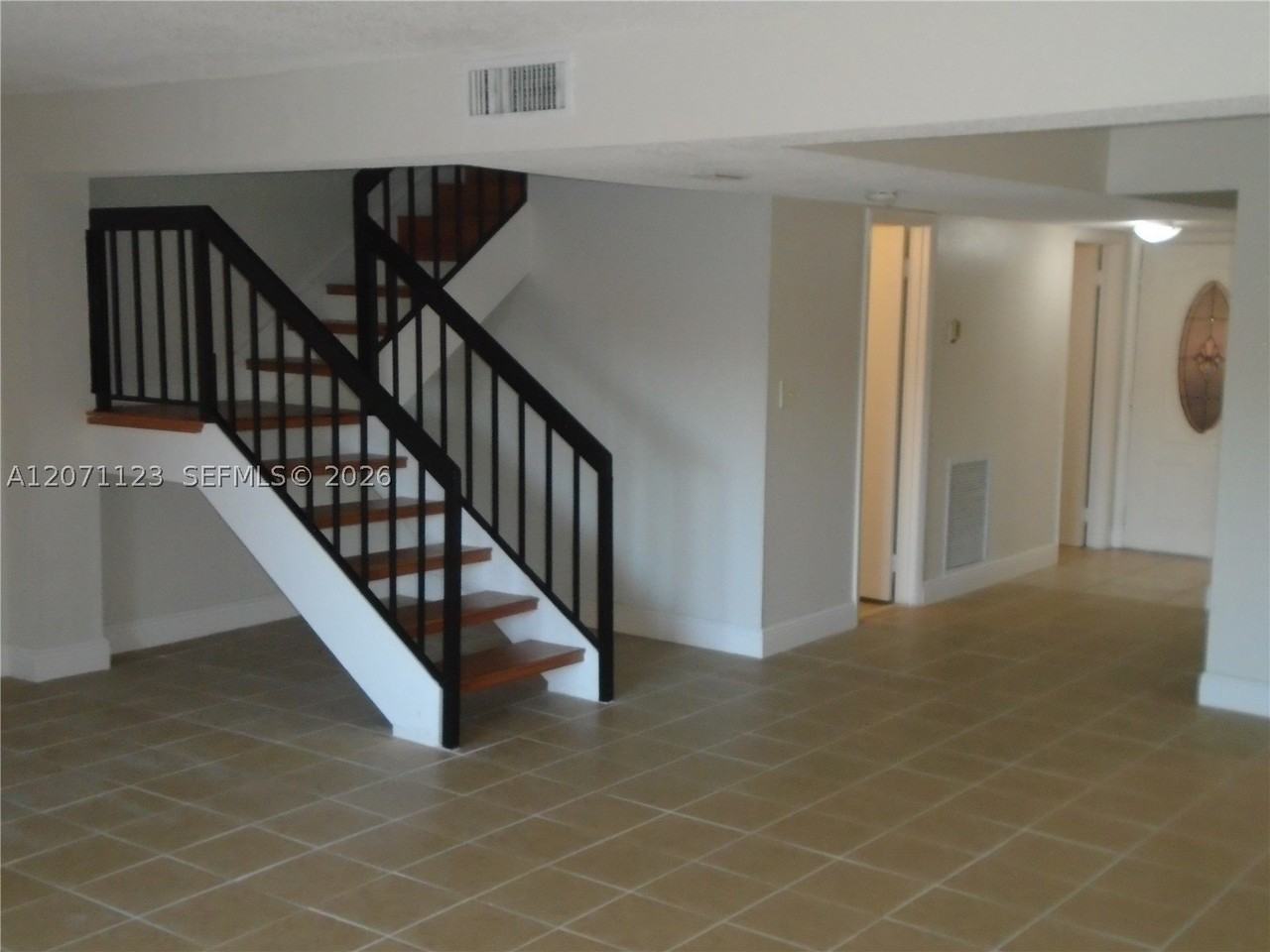 1648 Nw 58th Ave #3 - Photo 5 of 32