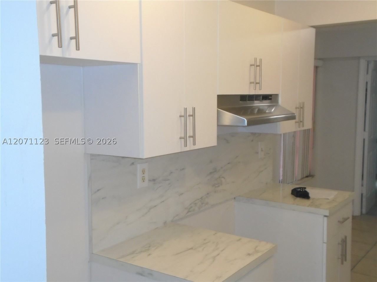 1648 Nw 58th Ave #3 - Photo 7 of 32