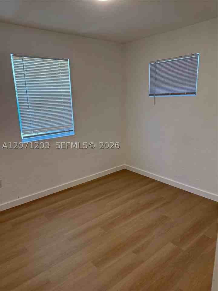 1812 Coolidge St #1 - Photo 7 of 11