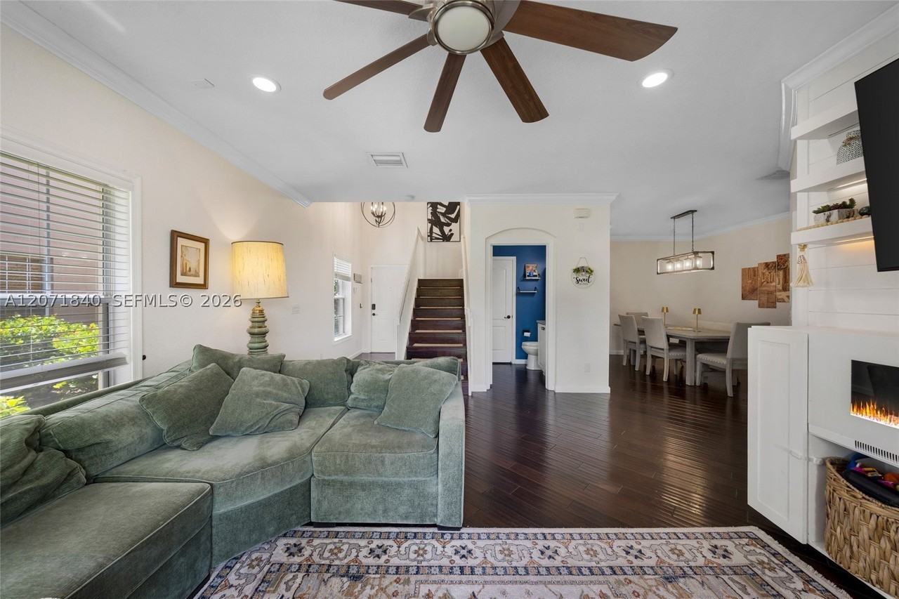 4501 Windmill Palm Way #4501 - Photo 3 of 30