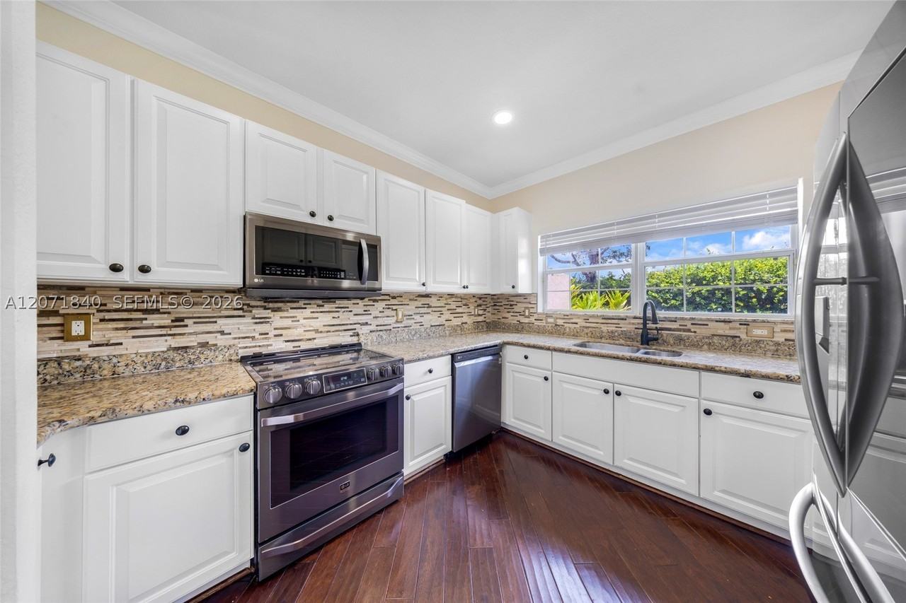 4501 Windmill Palm Way #4501 - Photo 4 of 30
