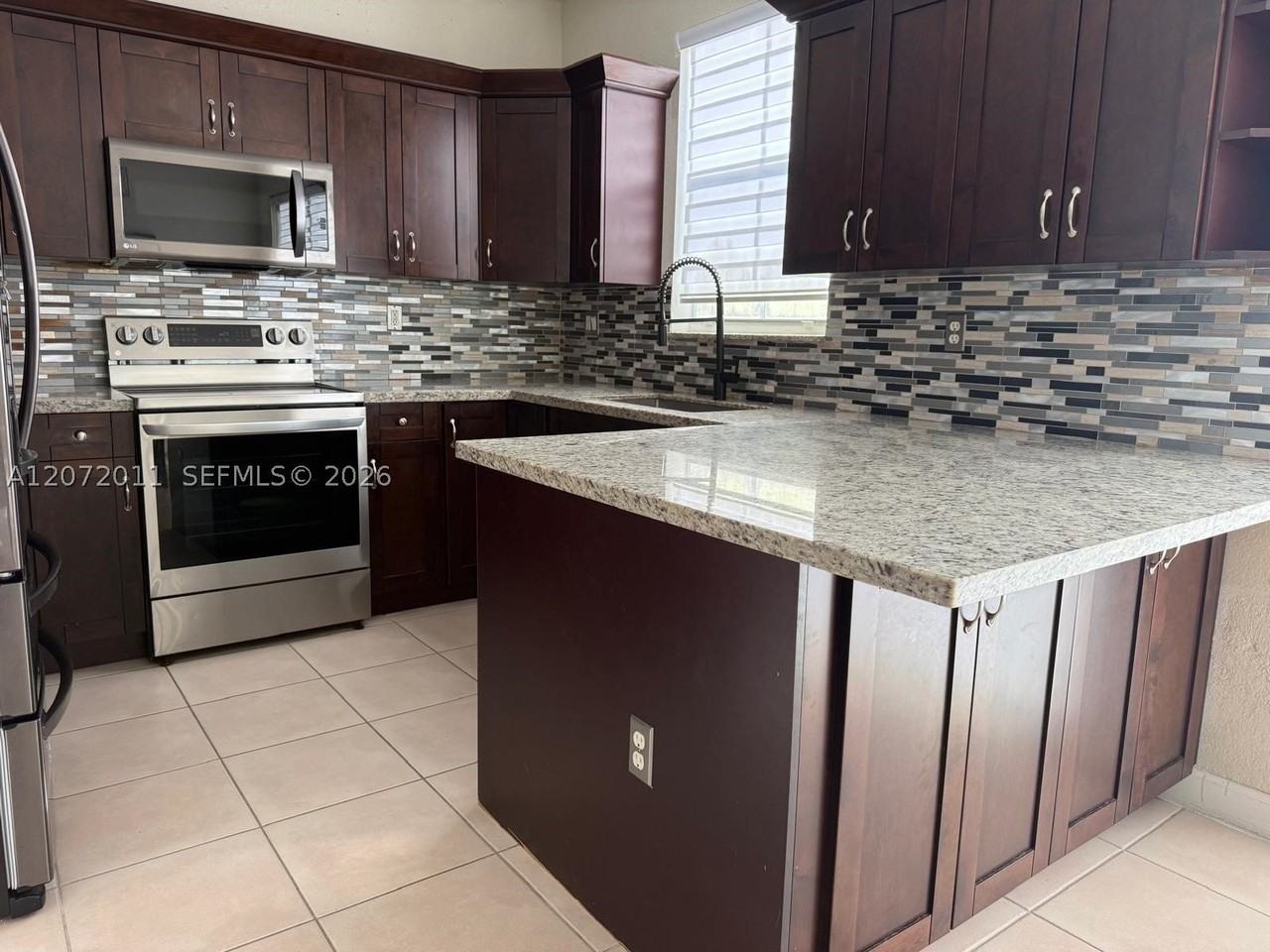 14949 Sw 8th Ter #14949 - Photo 4 of 31