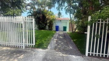 featured image of 52 Ne 51st St
