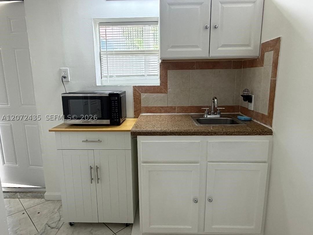 8258 Sw 148th Pl #REAR - Photo 3 of 9