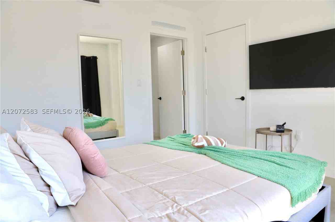 14505 Sw 261st St - Photo 2 of 30