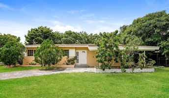featured image of 980 Nw 182nd St