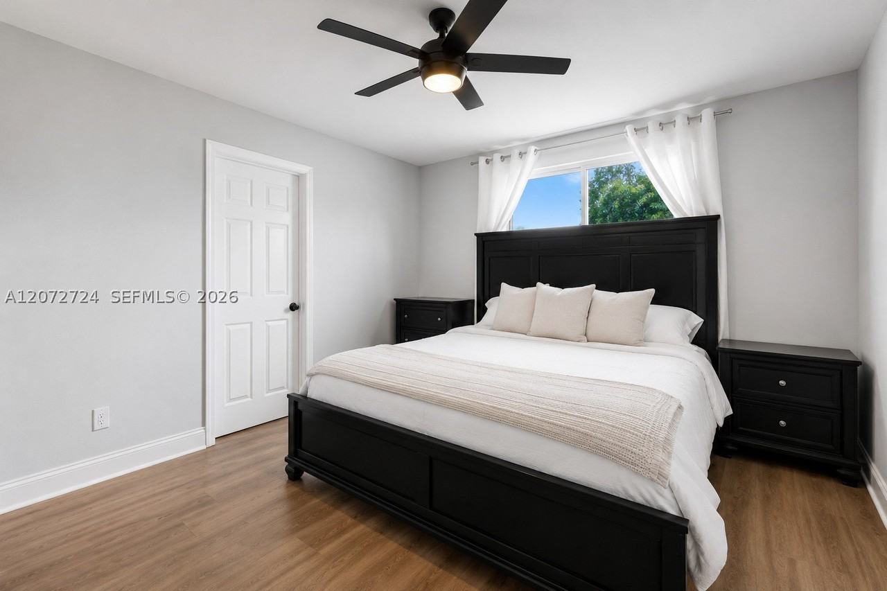 12909 Sw 64th Ln - Photo 4 of 10
