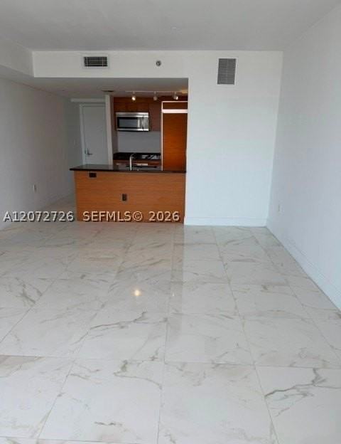 50 Biscayne Blvd #3907