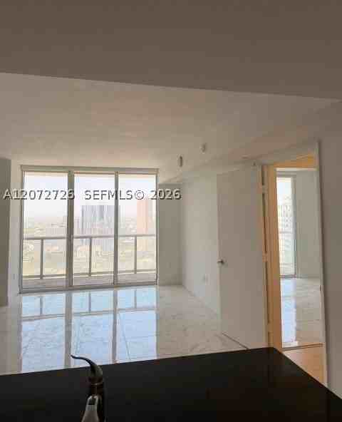 50 Biscayne Blvd #3907 - Photo 7 of 17