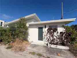 featured image of 2036 Jackson St #2