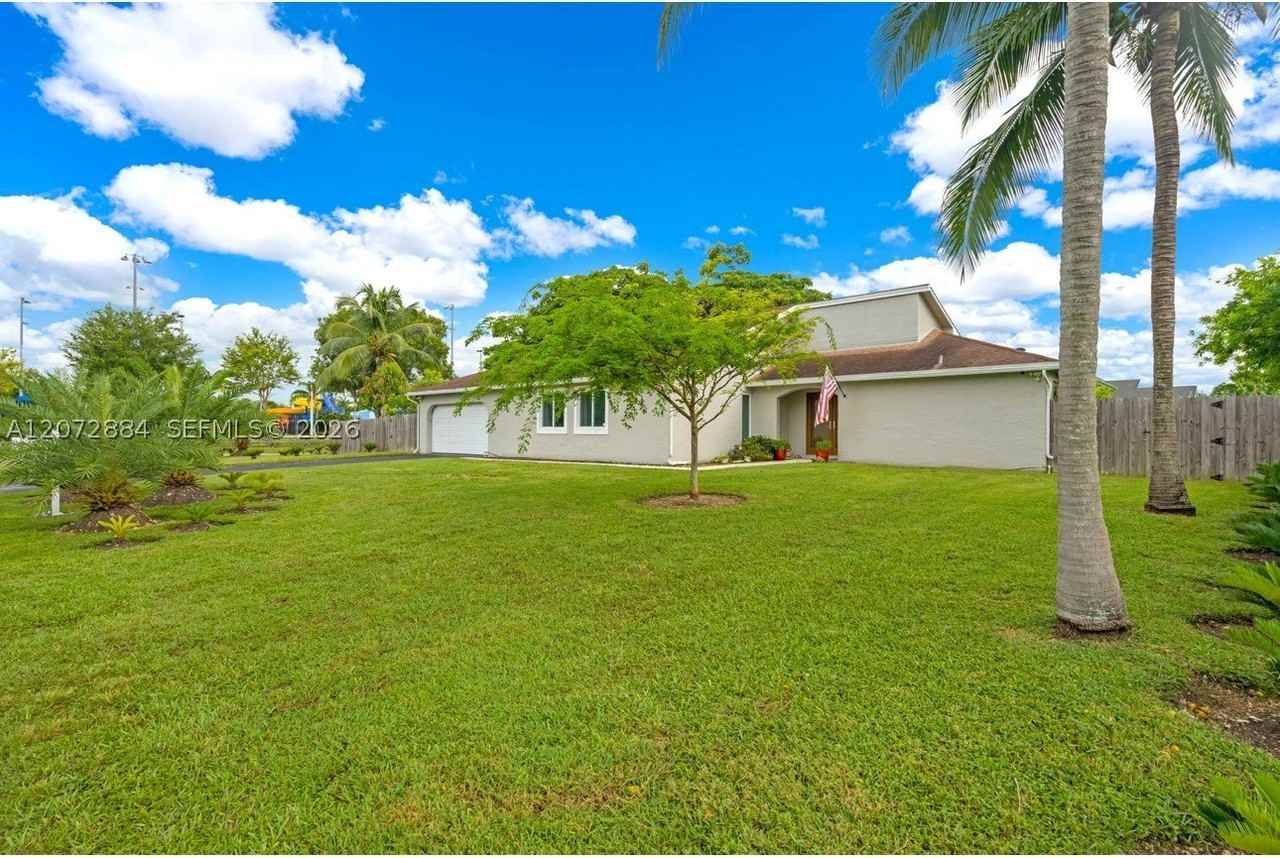 16255 Sw 281st St - Photo 5 of 22