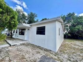 featured image of 2460 Nw 179th St #2460