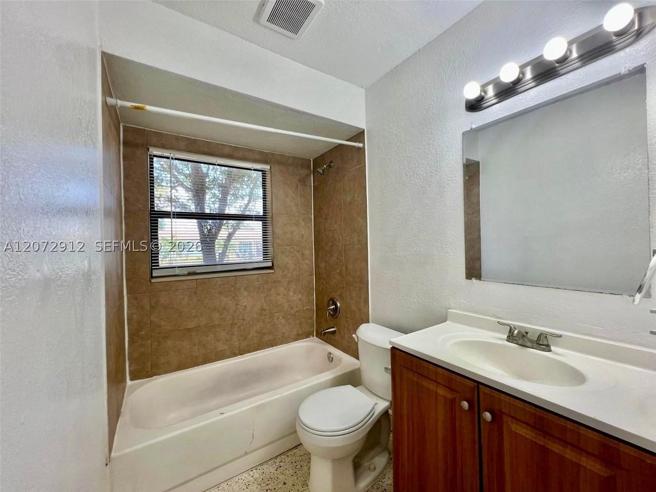 2460 Nw 179th St #2460 - Photo 6 of 13