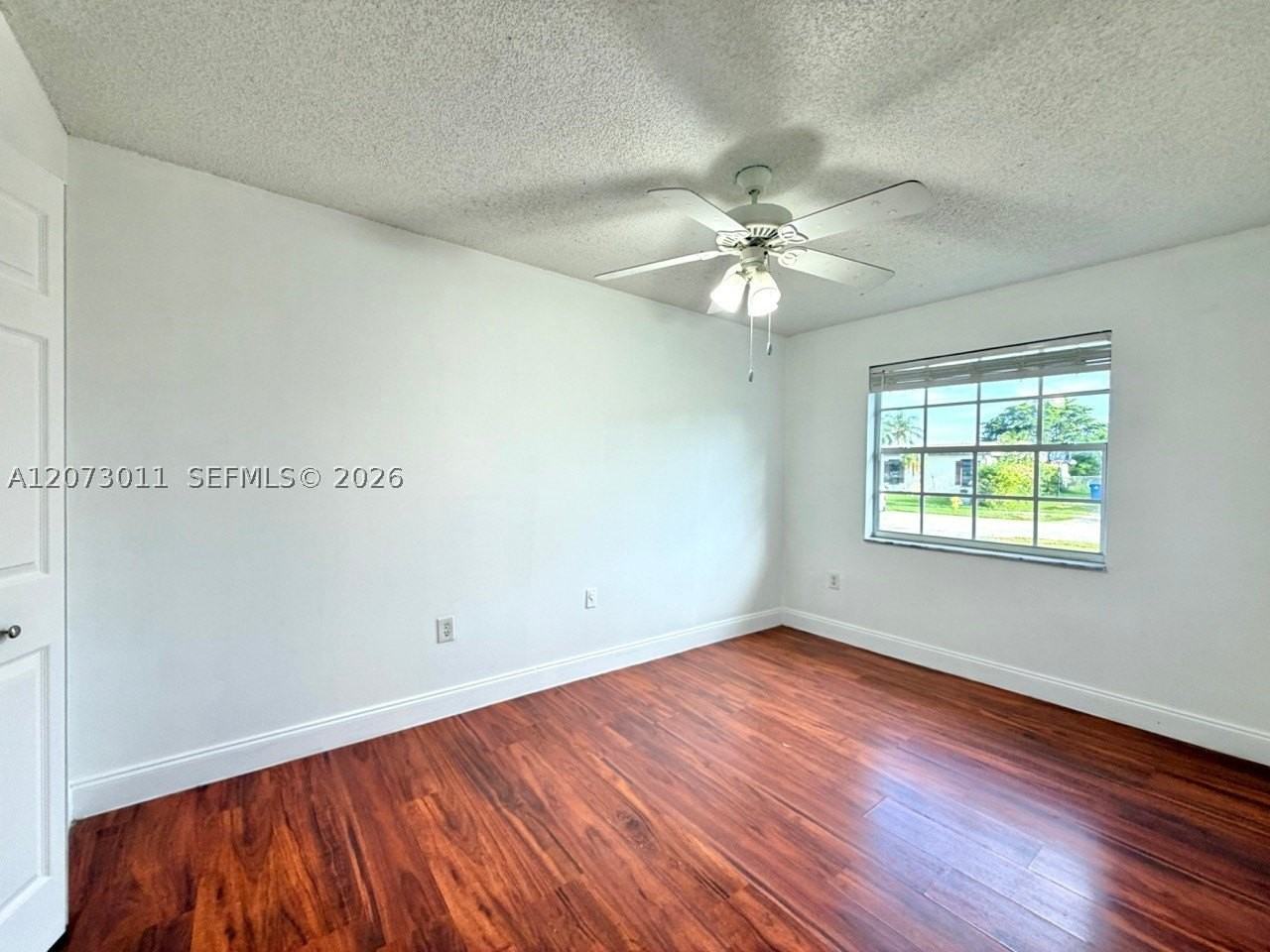 11641 Nw 42nd St - Photo 7 of 18