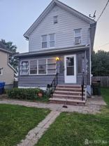 327 Berry St - Photo 1 of 1