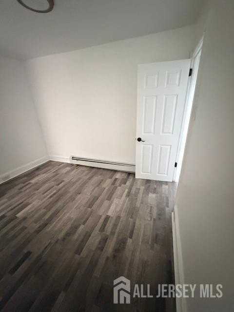 281 Home Ave - Photo 4 of 11