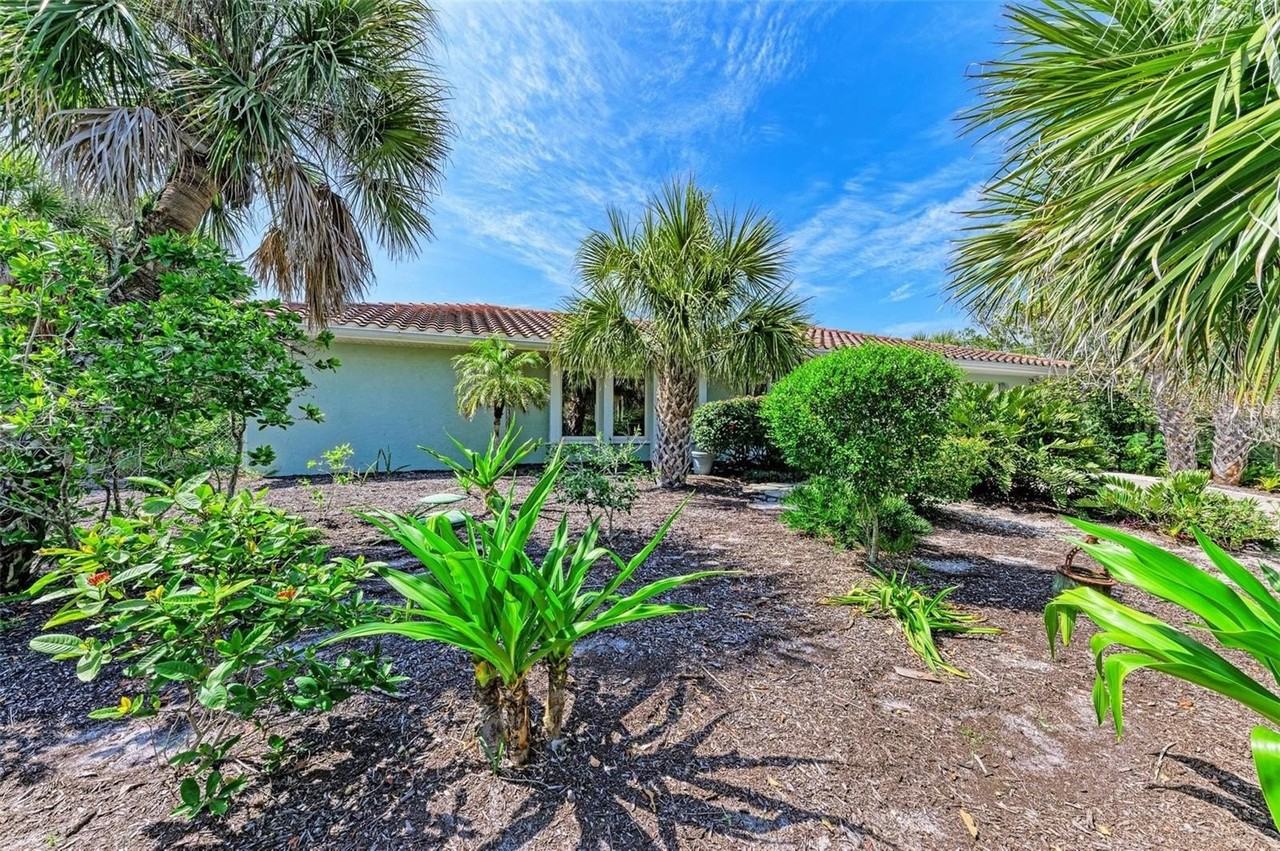 8320 Manasota Key Rd - Photo 4 of 50