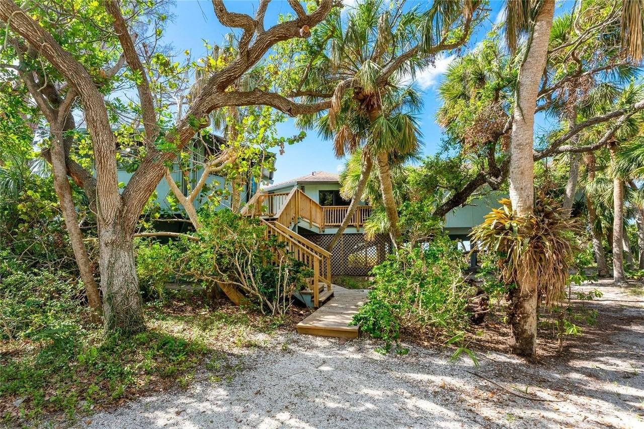 6580 Manasota Key Rd - Photo 4 of 50