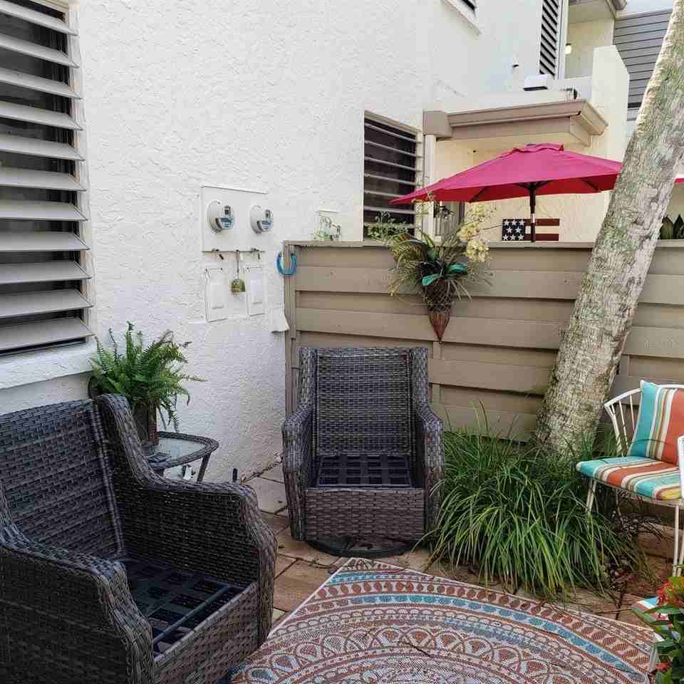 108 Pinehurst Dr - Photo 3 of 16