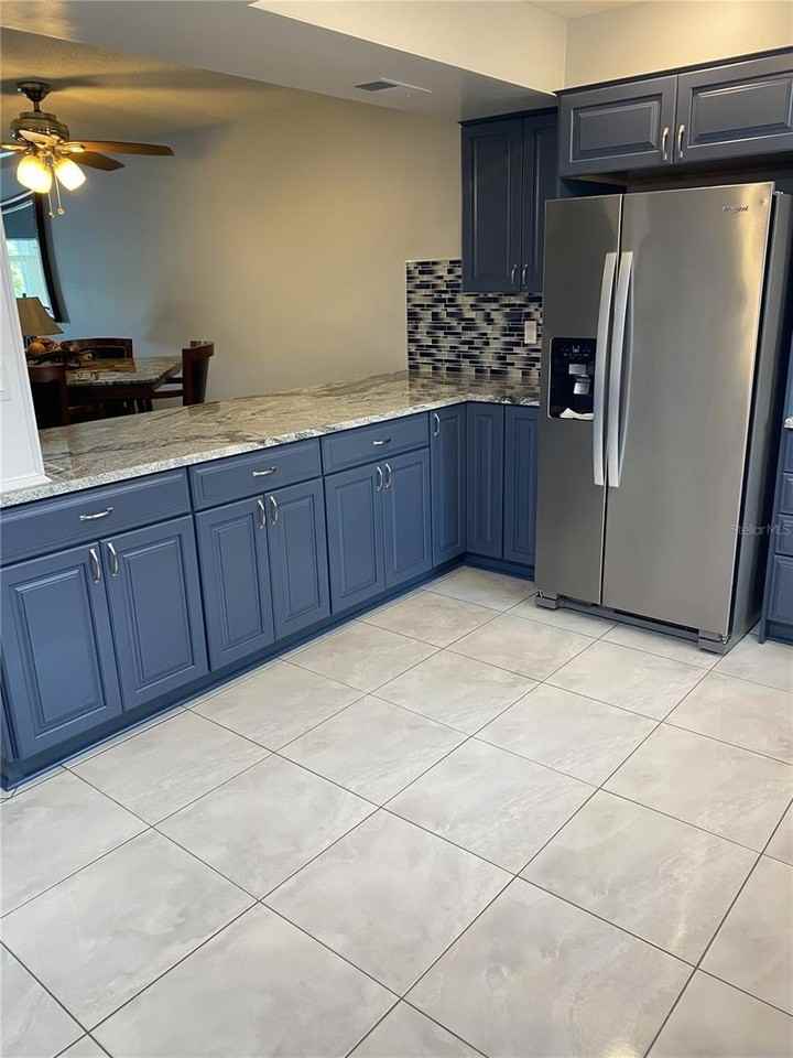 5555 Gulf Blvd #104 - Photo 4 of 35