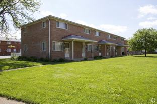 873 N Meadows Ct #873F - Photo 1 of 1