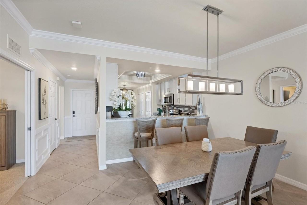 5624 Palmer Cir #105 - Photo 7 of 50
