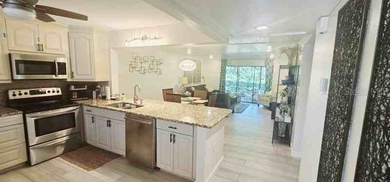 132 Wild Palm Dr #132 - Photo 6 of 21