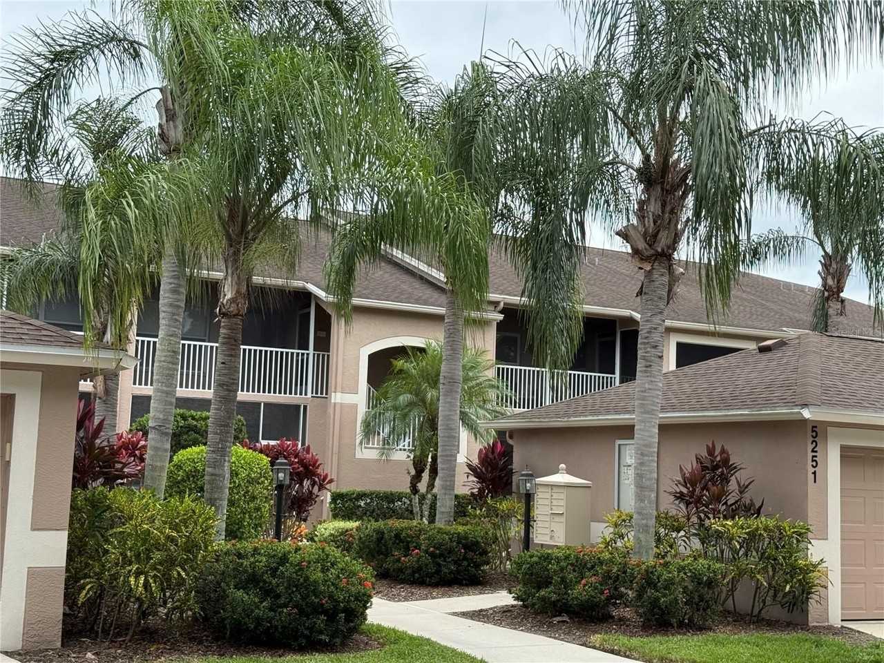 5251 Mahogany Run Ave #524 - Photo 5 of 40