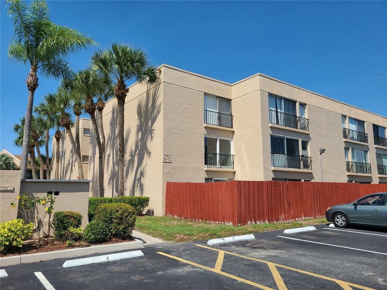 2763 Woodgate Ln #207
